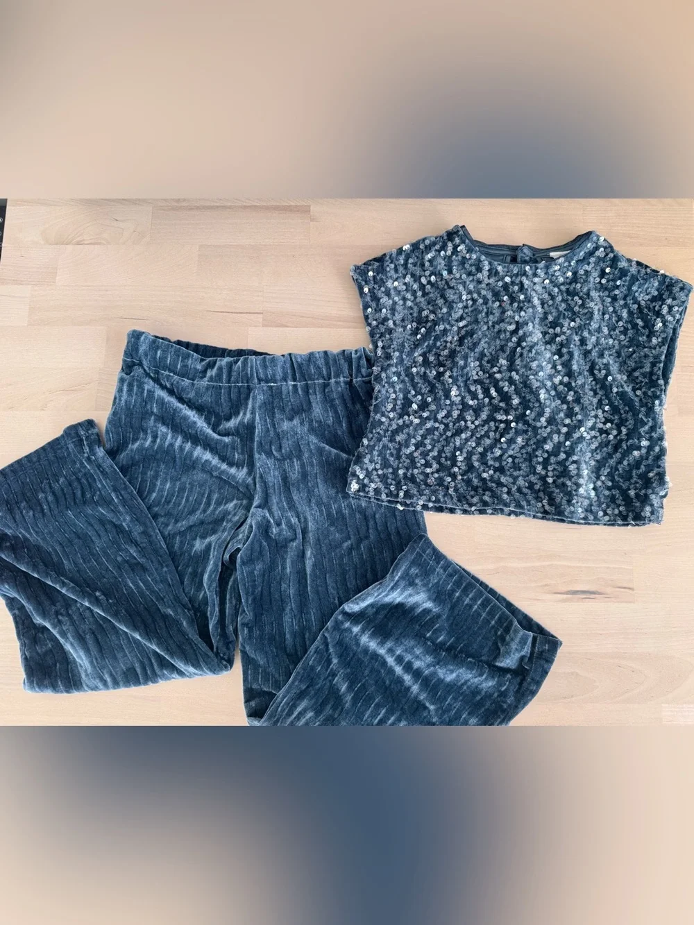 Zara Girls - Sequins Velvet Ribbed Matching Set.